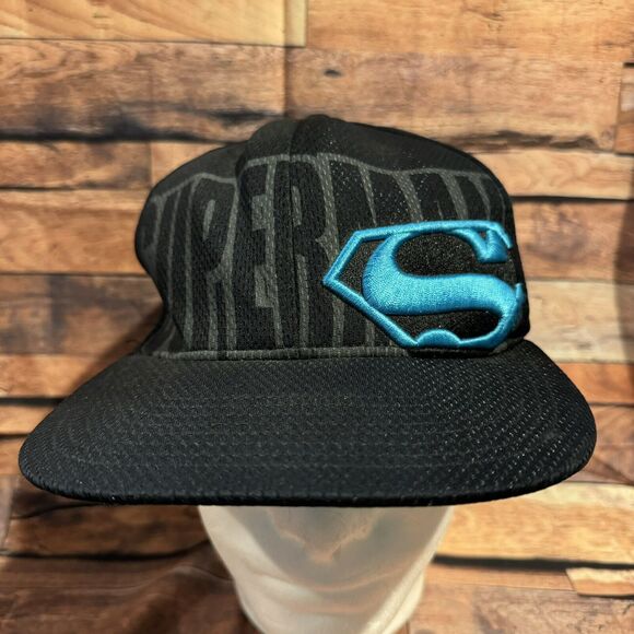 Six Flags Superman Hat Cap SnapBack Adjustable Black Blue Logo DC Comics Hero - Picture 1 of 7
